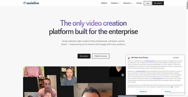 Security scan screenshot of https://socialive.us