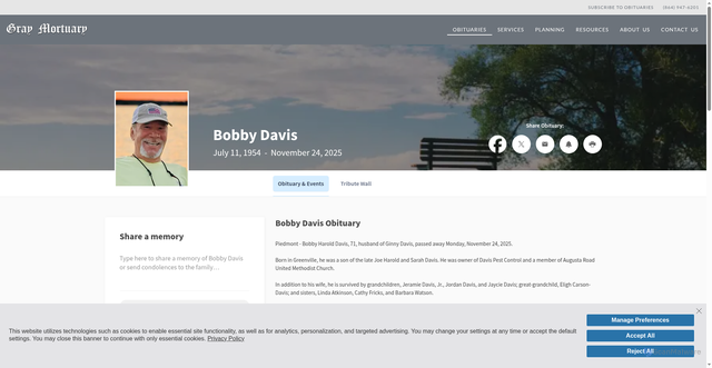 Security scan screenshot of https://www.graymortuary.com/obituaries/Bobby-Davis?obId=46496424