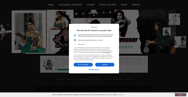 Security scan screenshot of https://alexandra-daddario.com/photos/